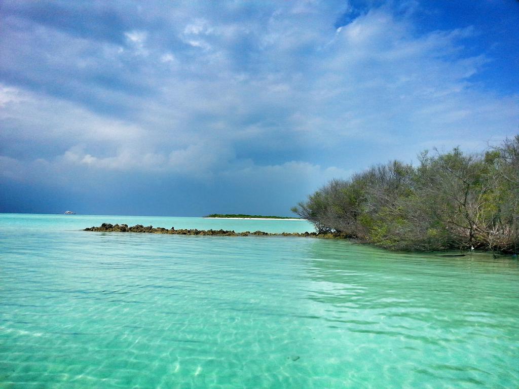 Lvis Blancura Hotel Dharavandhoo Buitenkant foto