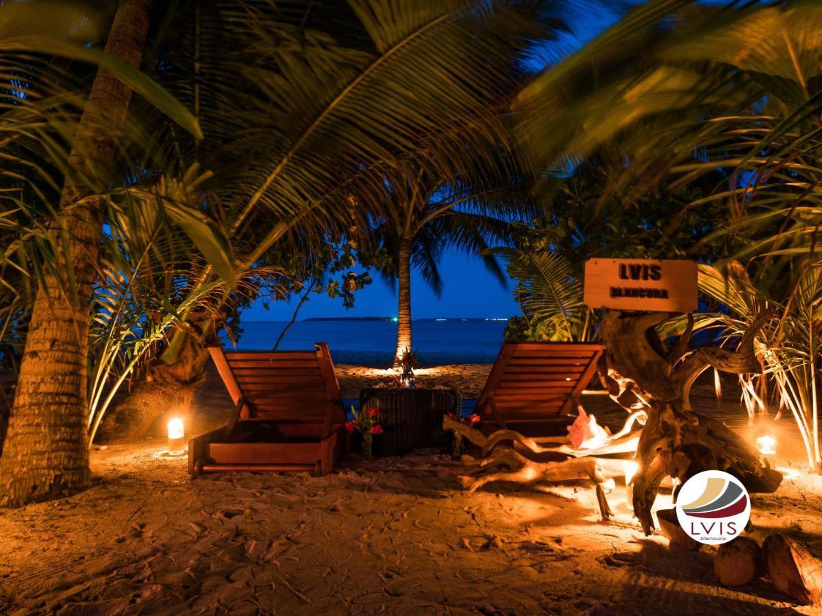 Lvis Blancura Hotel Dharavandhoo Buitenkant foto