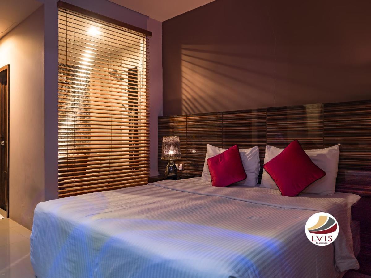 Lvis Blancura Hotel Dharavandhoo Buitenkant foto